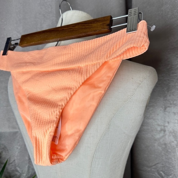 NEW Billabong Ribbed Bikini Bottom in Neon Tangerine Sz Medium - Picture 2 of 7